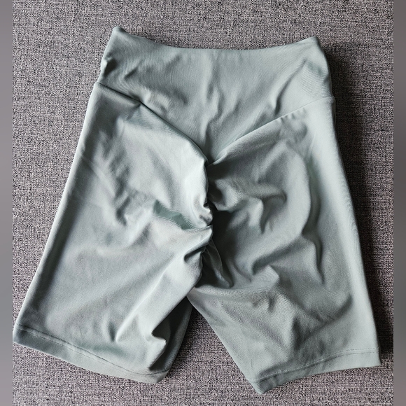 Gymshark Shorts - Picture 7 of 7